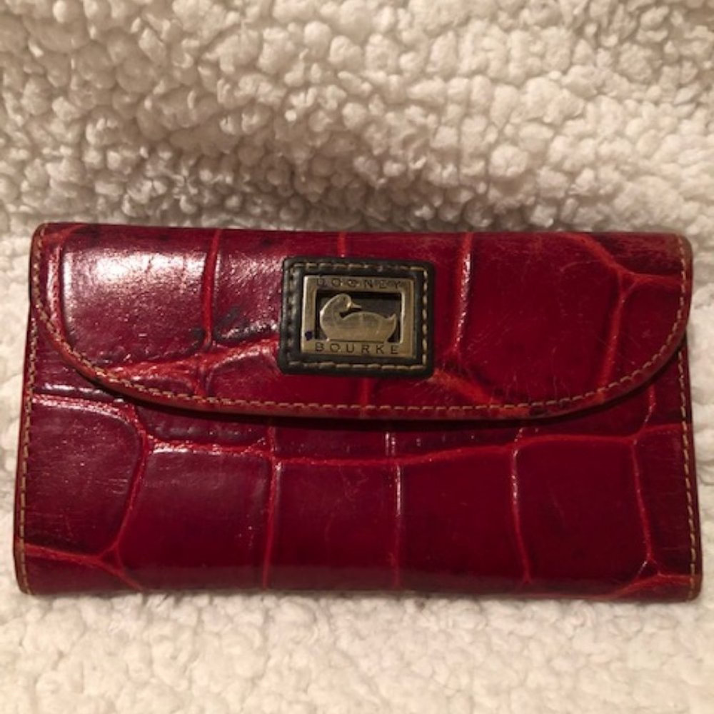 Dooney & Bourke Trifold Women's Wallet